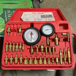 Fuel pressure kit